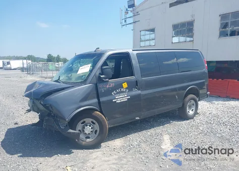 2017 Chevrolet Express 2500 Ls z USA, uszkodzony, nr VIN 1GAWGEFF7H1271229